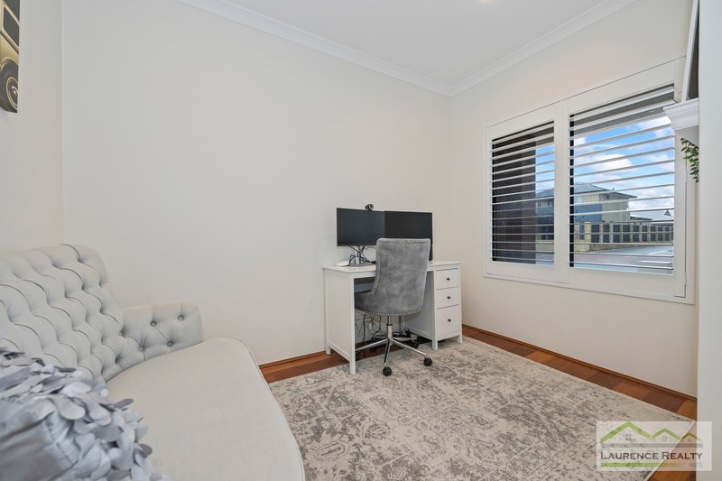 Photo - 17 Seaspray Crescent, Jindalee WA 6036 - Image 14