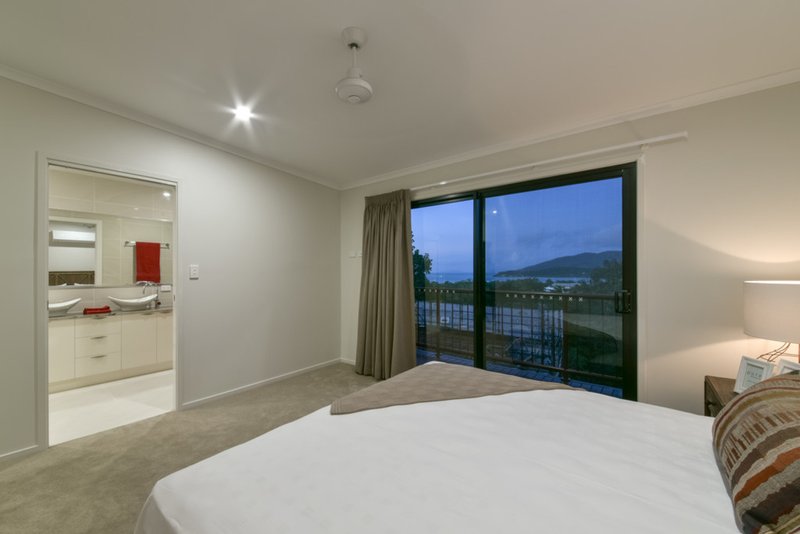 Photo - 17 Seaview Drive, Airlie Beach QLD 4802 - Image 10