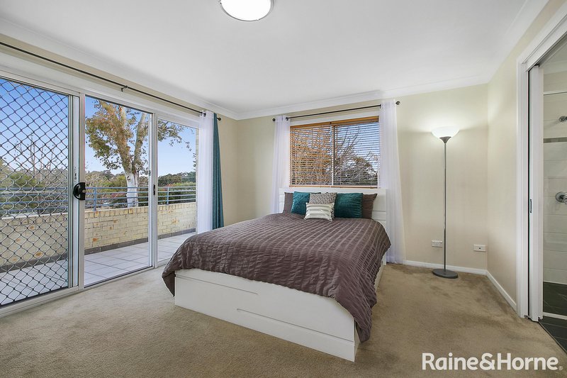 Photo - 17 Second Avenue, Seven Hills NSW 2147 - Image 7