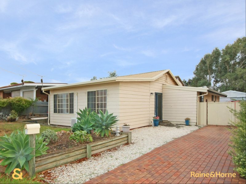 17 Selway Terrace, O'Sullivan Beach SA 5166