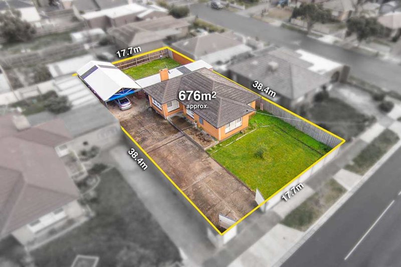 17 Selwyn Avenue, Craigieburn VIC 3064