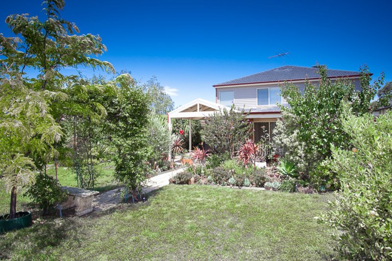 Photo - 17 Semillon Crt , Sunbury VIC 3429 - Image 21