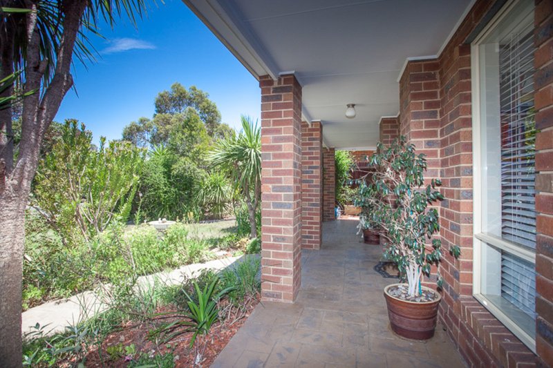 Photo - 17 Semillon Crt , Sunbury VIC 3429 - Image 24