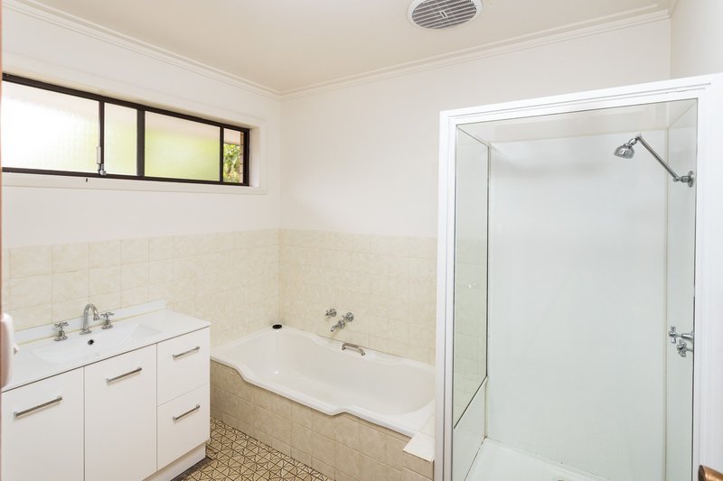 Photo - 17 Service Street, Tatura VIC 3616 - Image 12