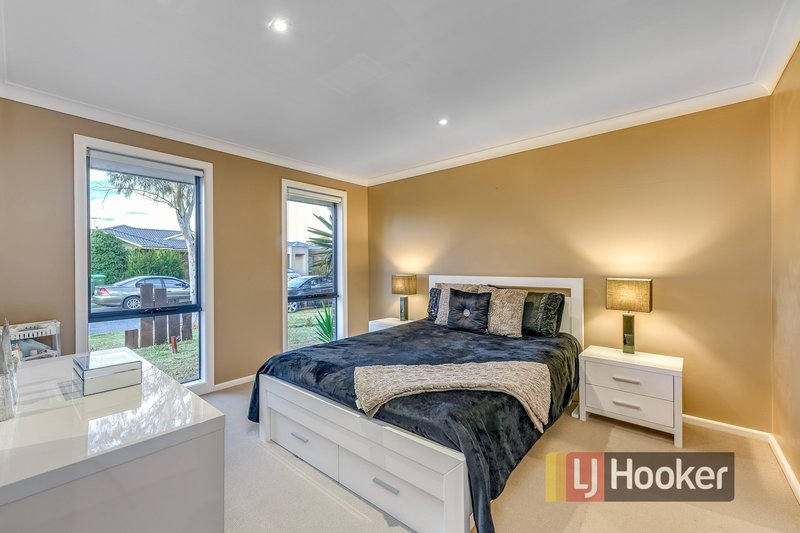 Photo - 17 Seville Street, Pakenham VIC 3810 - Image 10