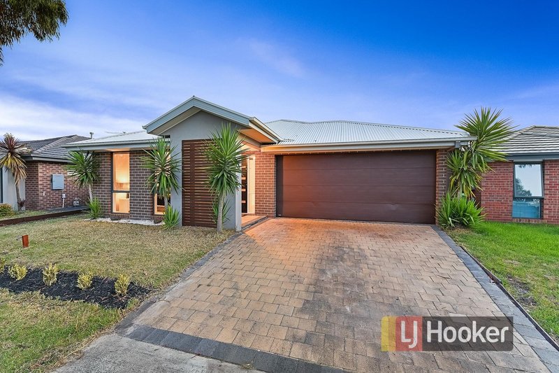 Photo - 17 Seville Street, Pakenham VIC 3810 - Image 16