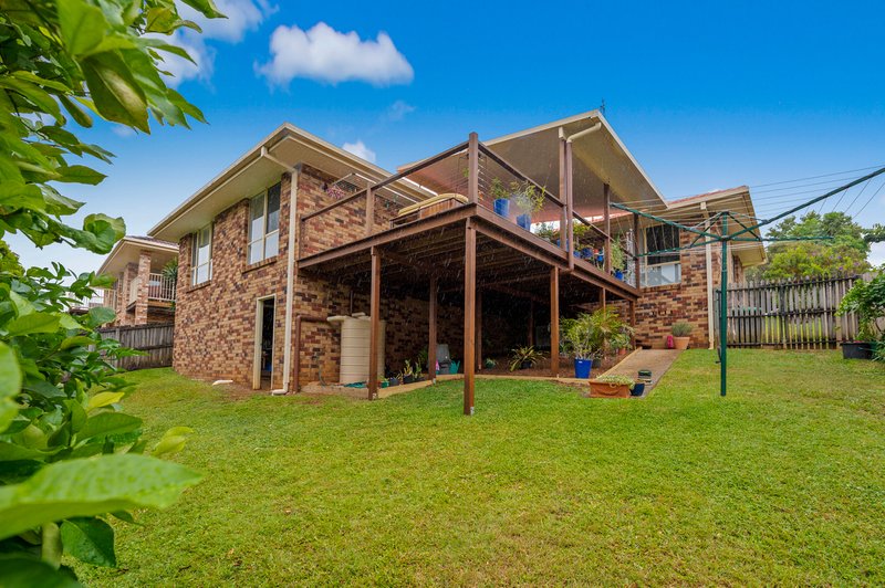 Photo - 17 Shamrock Avenue, Banora Point NSW 2486 - Image 4