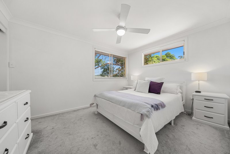 Photo - 17 Shannon Parade, Berkeley Vale NSW 2261 - Image 7