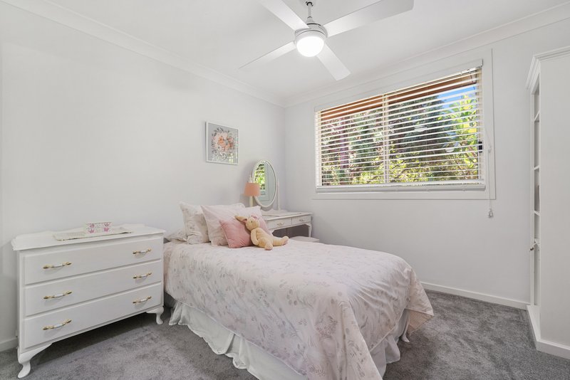 Photo - 17 Shannon Parade, Berkeley Vale NSW 2261 - Image 10