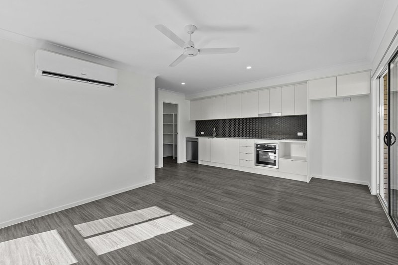 Photo - 1/7 Shanti Lane, Morayfield QLD 4506 - Image 2