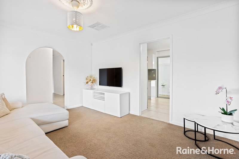 Photo - 17 Sharon Street, Morphett Vale SA 5162 - Image 3