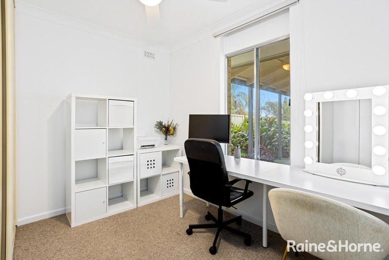 Photo - 17 Sharon Street, Morphett Vale SA 5162 - Image 11