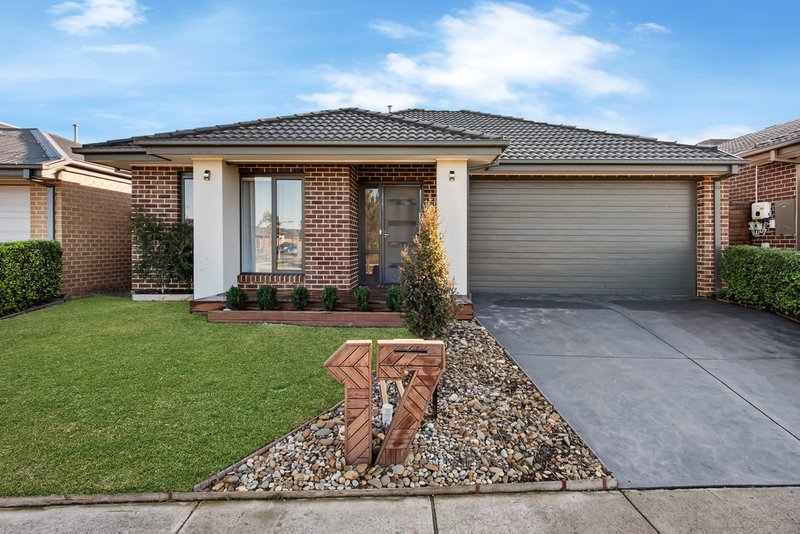 17 Shaw Road, Officer VIC 3809
