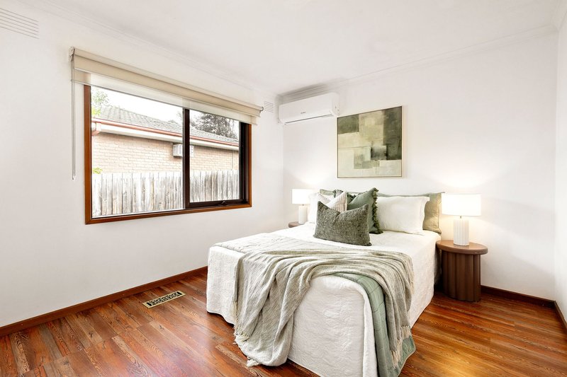 Photo - 17 Shaxton Circle, Frankston VIC 3199 - Image 9