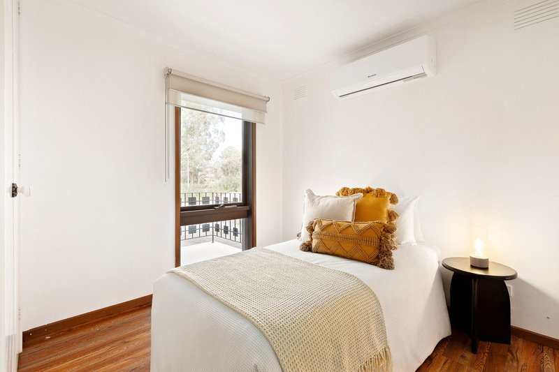Photo - 17 Shaxton Circle, Frankston VIC 3199 - Image 12