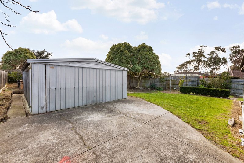 Photo - 17 Shaxton Circle, Frankston VIC 3199 - Image 14