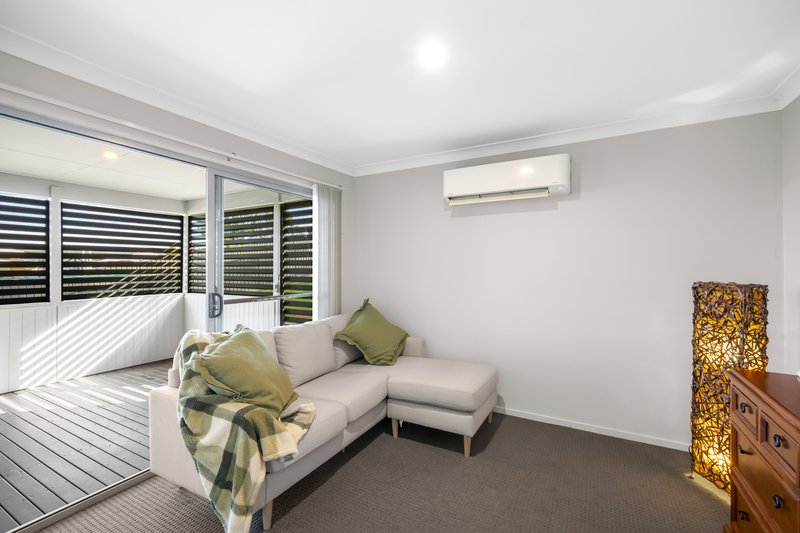 Photo - 17 Shirara Close, Cameron Park NSW 2285 - Image 5