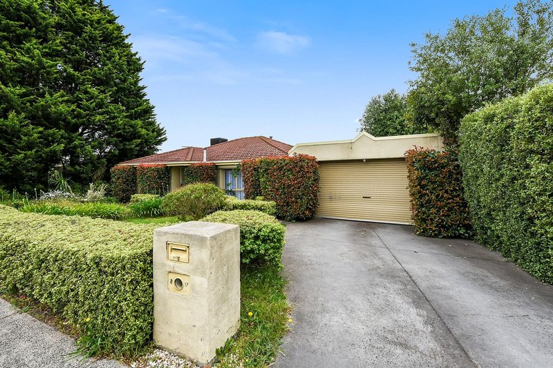 Photo - 17 Shiraz Crescent, Narre Warren VIC 3805 - Image 17