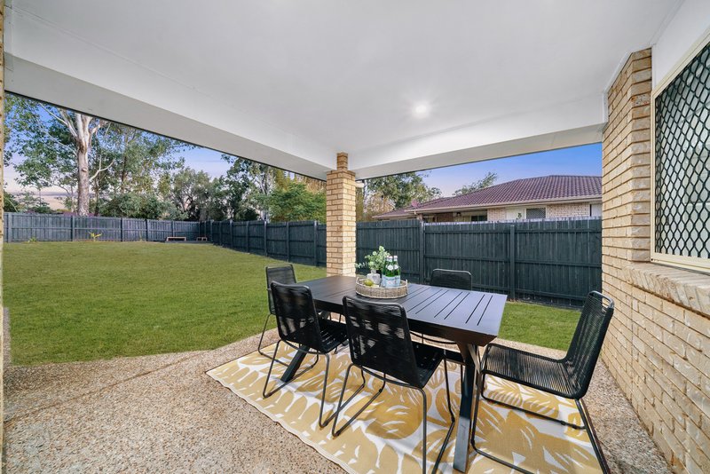 Photo - 17 Silkyoak Drive, Morayfield QLD 4506 - Image 18