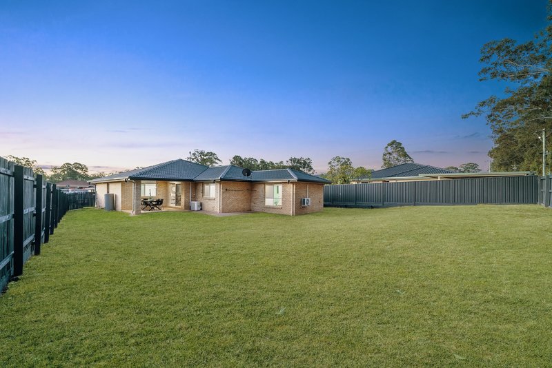 Photo - 17 Silkyoak Drive, Morayfield QLD 4506 - Image 20