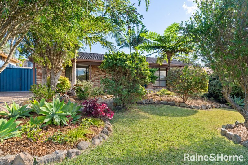 Photo - 17 Simmons Drive, Ulladulla NSW 2539 - Image 1