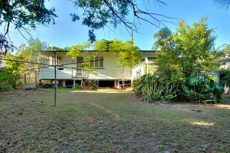 Photo - 17 Simon Street, Underwood QLD 4119 - Image 10