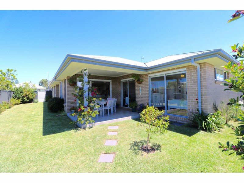 Photo - 17 Skiff Street, Vincentia NSW 2540 - Image 17