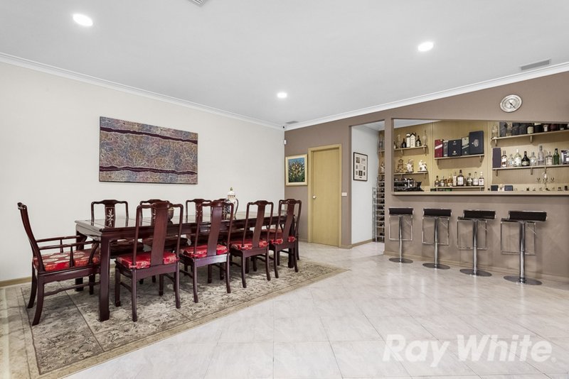 Photo - 17 Sneddon Court, Mulgrave VIC 3170 - Image 5