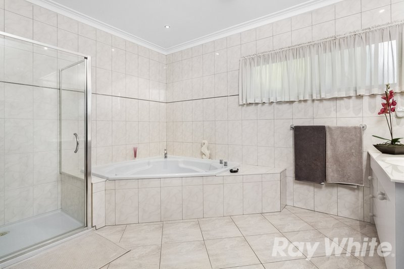 Photo - 17 Sneddon Court, Mulgrave VIC 3170 - Image 8