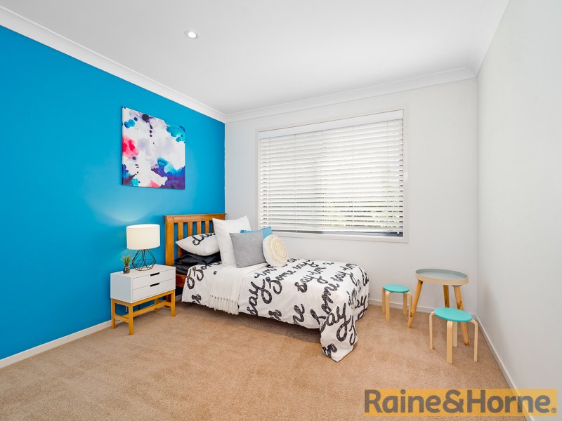 Photo - 17 Somersby Circuit, Acacia Gardens NSW 2763 - Image 9