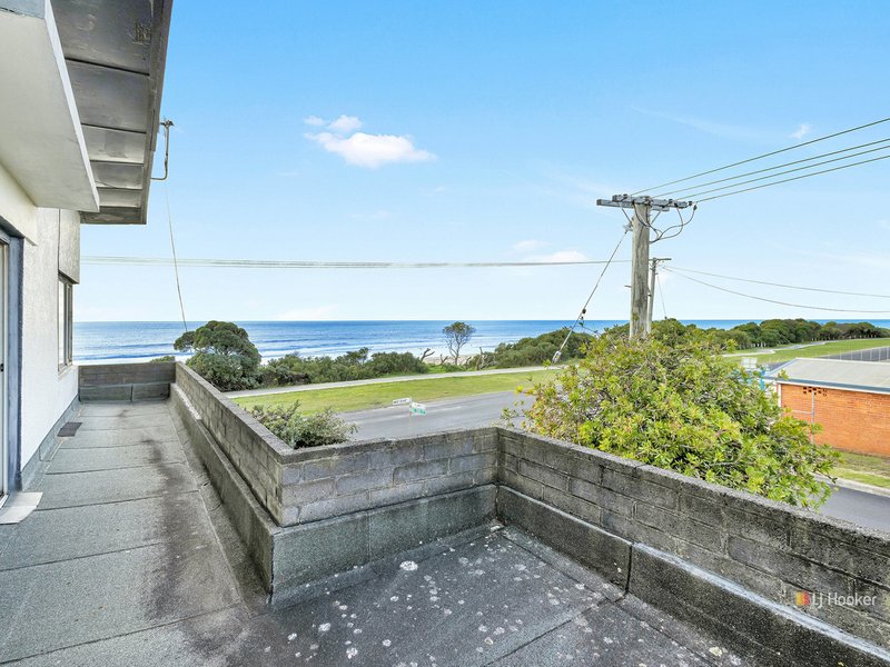 Photo - 17 Somerset Esplanade, Somerset TAS 7322 - Image 4