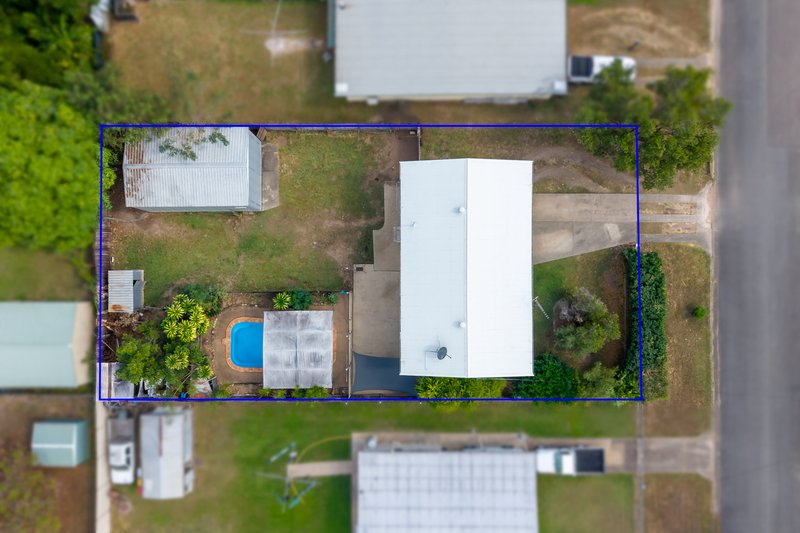 Photo - 17 Sonia Street, Rasmussen QLD 4815 - Image 5