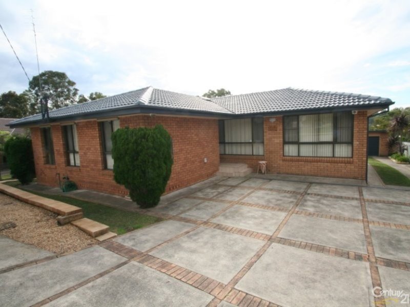 17 Southampton Avenue, Buttaba NSW 2283