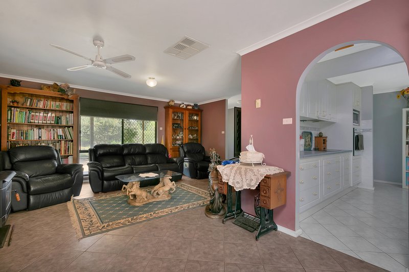 Photo - 17 Spencer Street, Macdonald Park SA 5121 - Image 6