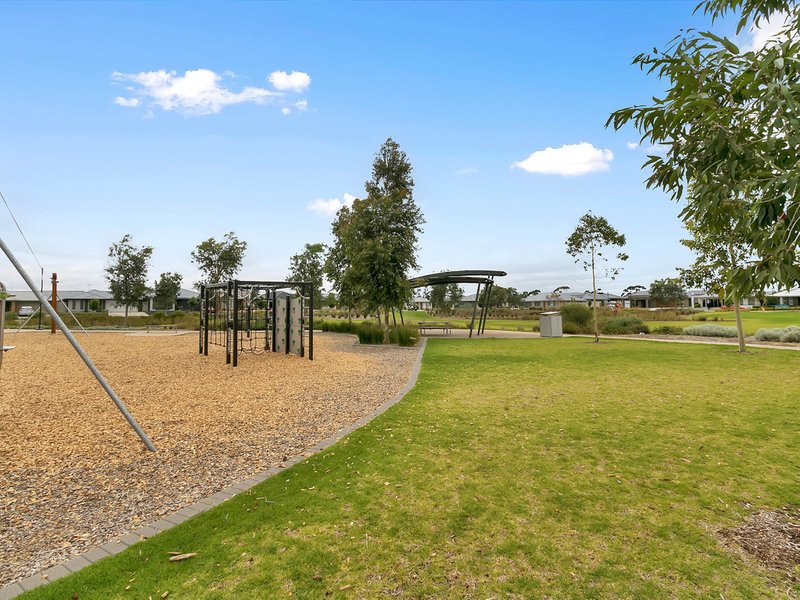 Photo - 17 Spring Street, Munno Para West SA 5115 - Image 14