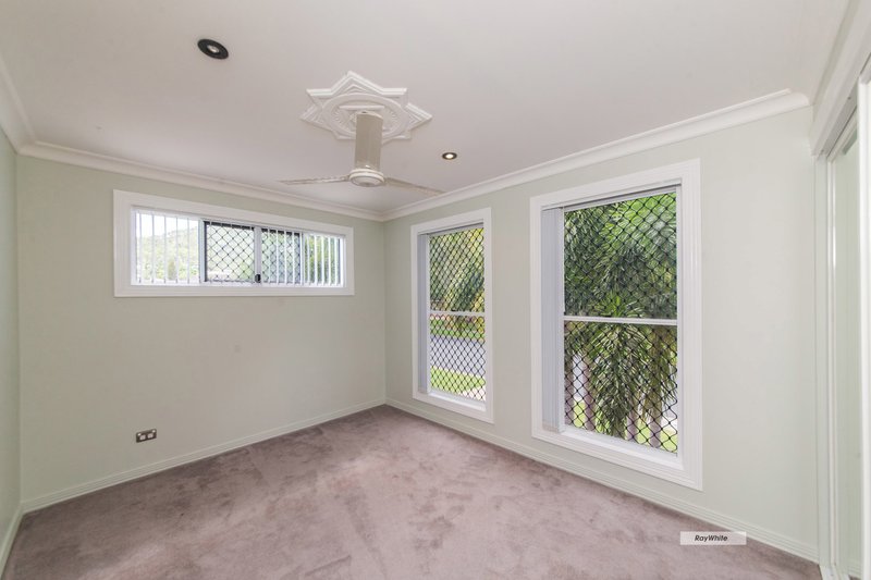 Photo - 17 Springfield Drive, Norman Gardens QLD 4701 - Image 11