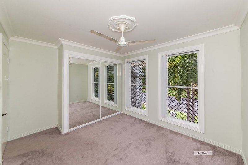 Photo - 17 Springfield Drive, Norman Gardens QLD 4701 - Image 12