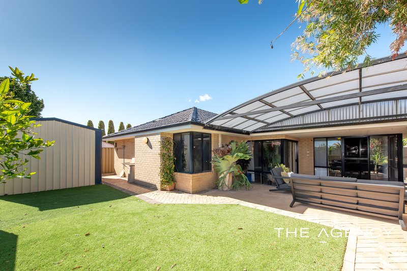 Photo - 17 St Fillans Bend, Wanneroo WA 6065 - Image 33