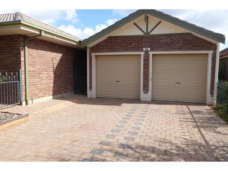 Photo - 17 St Ives Walk, Paradise SA 5075 - Image 10