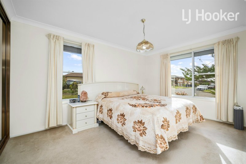 Photo - 17 St Kilda Street, St Johns Park NSW 2176 - Image 7