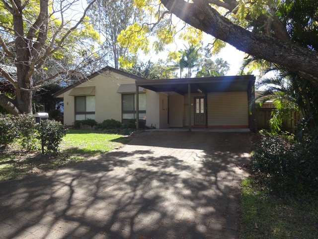 Photo - 17 Stanfell Street, Corinda QLD 4075 - Image 2