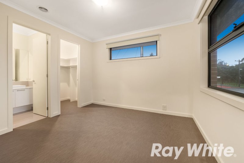 Photo - 1/7 Station Street, Burwood VIC 3125 - Image 4