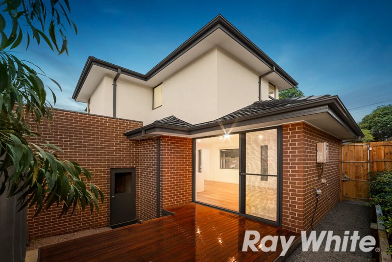 Photo - 1/7 Station Street, Burwood VIC 3125 - Image 7