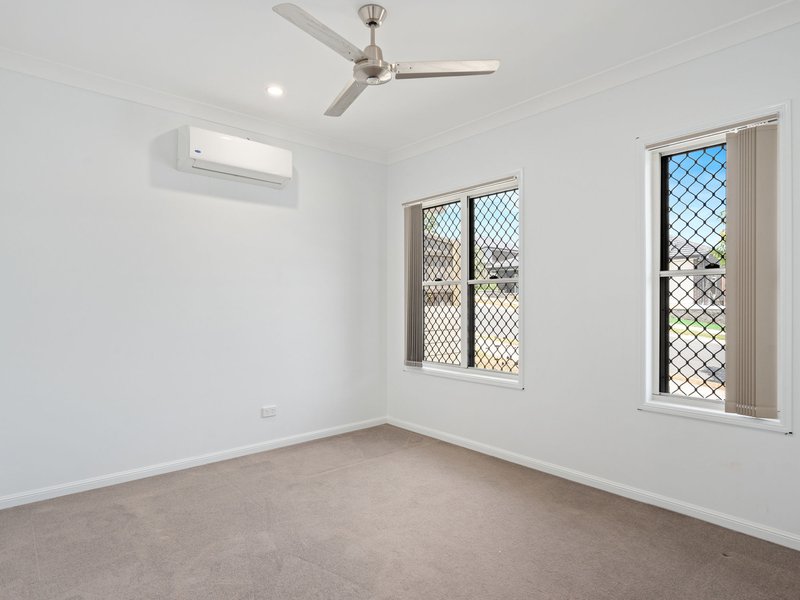 Photo - 17 Stellar Street, Spring Mountain QLD 4300 - Image 3