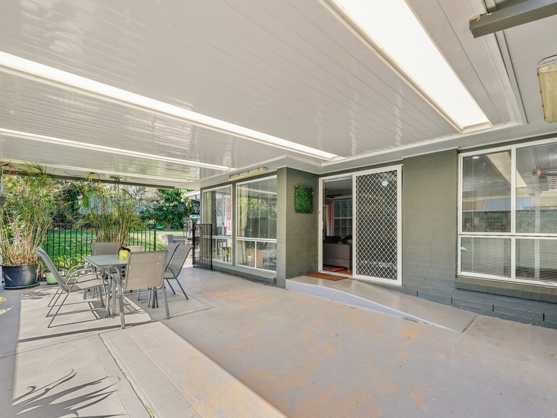 Photo - 17 Sterling Way, Hamlyn Terrace NSW 2259 - Image 2