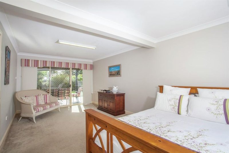 Photo - 17 Stone Brook Court, Cashmere QLD 4500 - Image 16