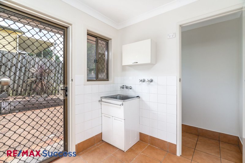 Photo - 1/7 Stradbroke Street, Rockville QLD 4350 - Image 7