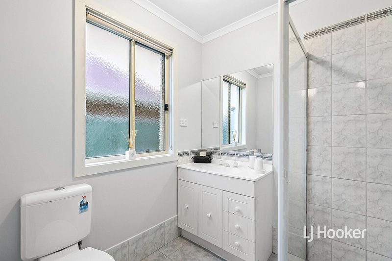 Photo - 17 Stretton Place, Wyndham Vale VIC 3024 - Image 11