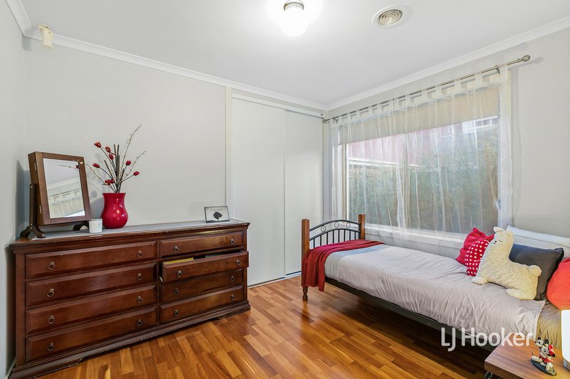 Photo - 17 Stretton Place, Wyndham Vale VIC 3024 - Image 13