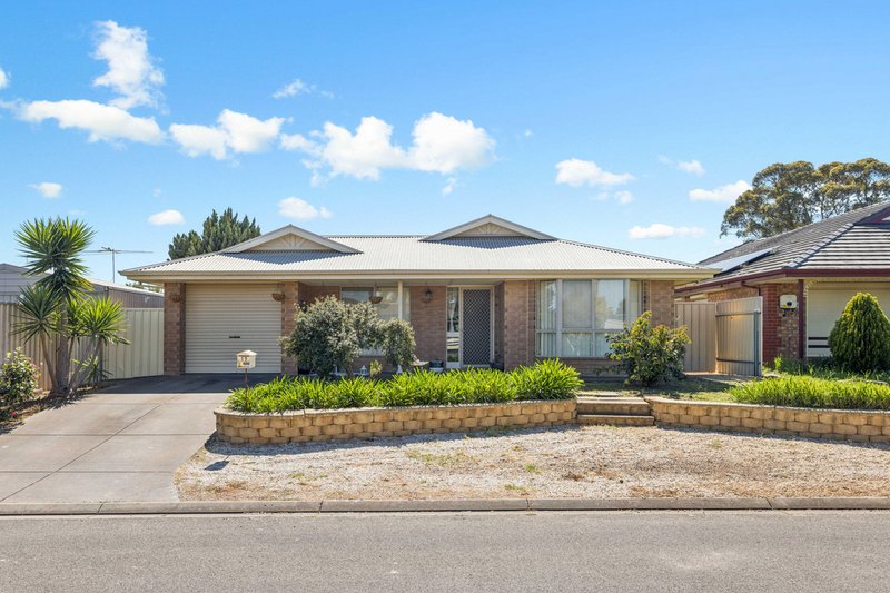 Photo - 17 Stringbark Avenue, Craigmore SA 5114 - Image 1
